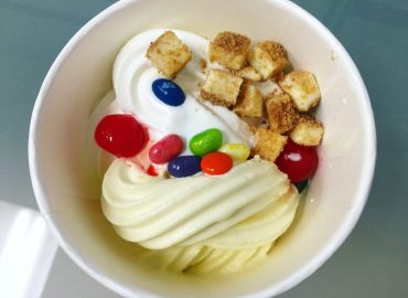 Frozo’s Frozen Yogurt